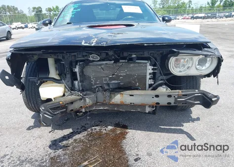 2011 Dodge Challenger Srt-8 from USA, damaged, VIN 2B3CJ7DJ3BH563338